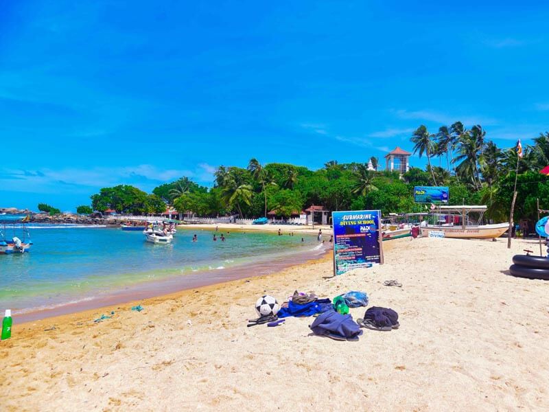 Unawatuna beach